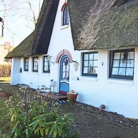 Апартаменты Friesenhaus-sieben-linden-whg-erna